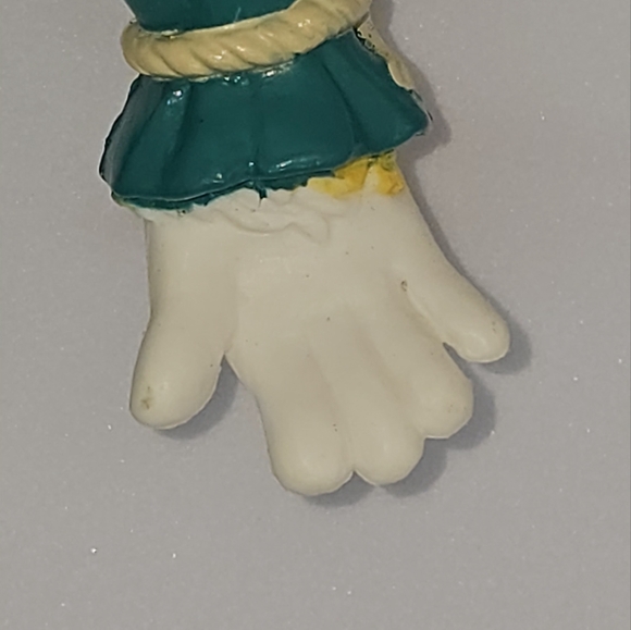 Wizard of Oz Mr Scarecrow 8" vinyl Action Figure - Picture 9 of 12